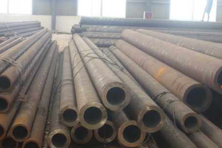 海尾镇30CrMo无缝钢管